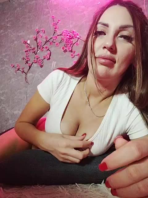 SexyKitty75-1 Adult Chat November 12, 2025