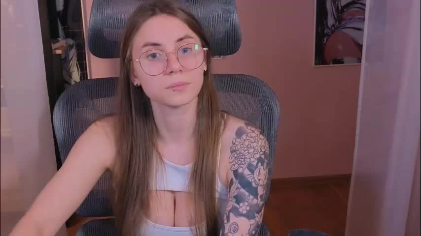 _lovelylove_ Adult Chat November 13, 2025