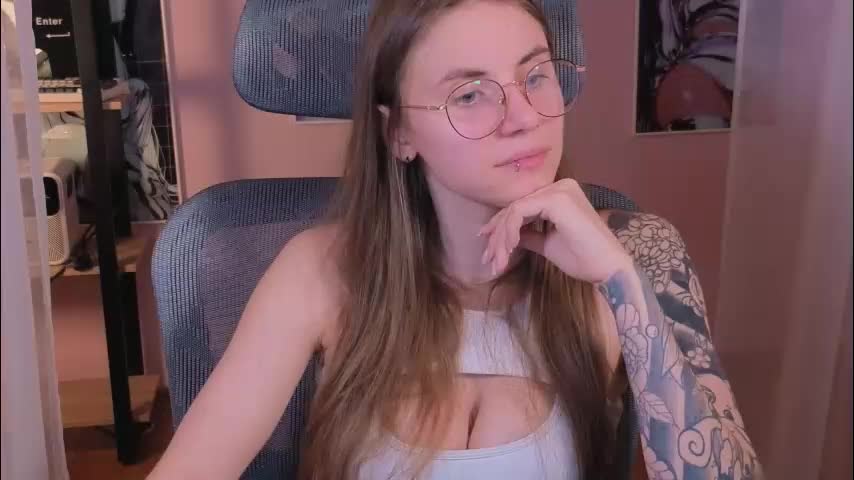 _lovelylove_ Adult Chat November 13, 2025