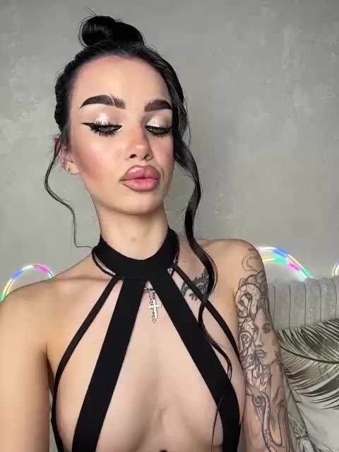 EvaDesire Adult Chat November 13, 2025