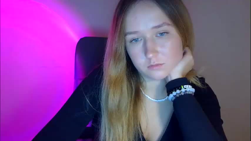 lulu_baby1 Adult Chat November 13, 2025