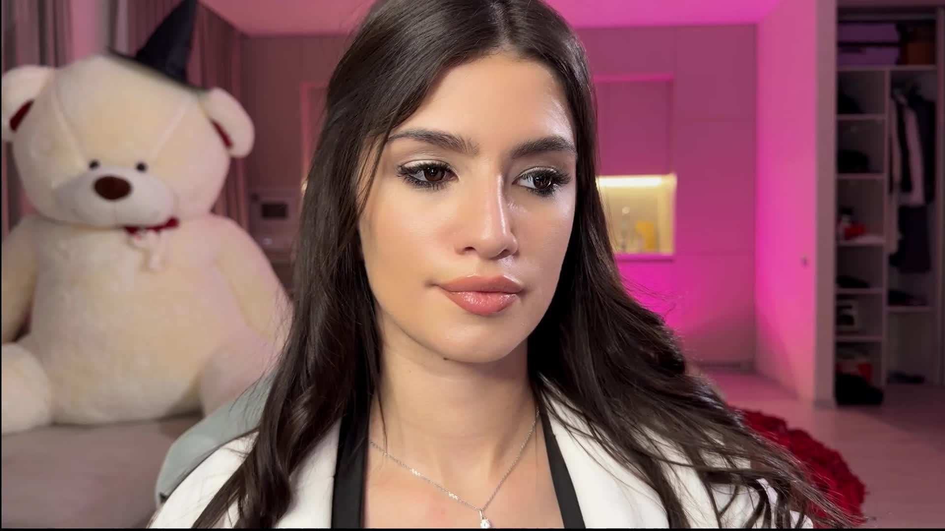 Sofi-Mi Adult Chat November 13, 2025