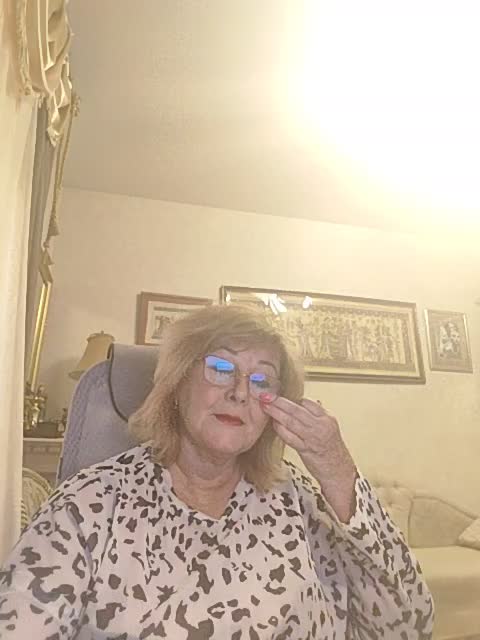 KarinkaSweet Adult Chat November 13, 2025