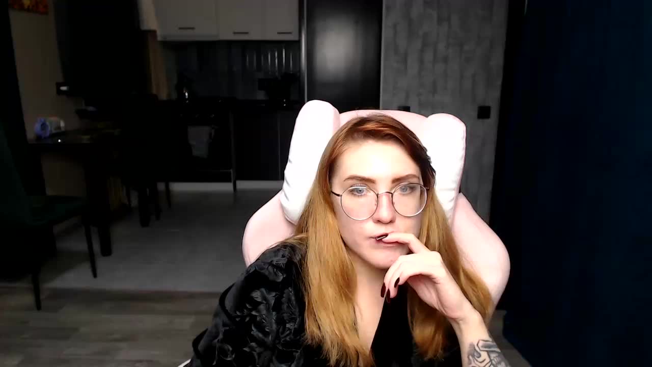 Regimasmile Adult Chat November 13, 2025