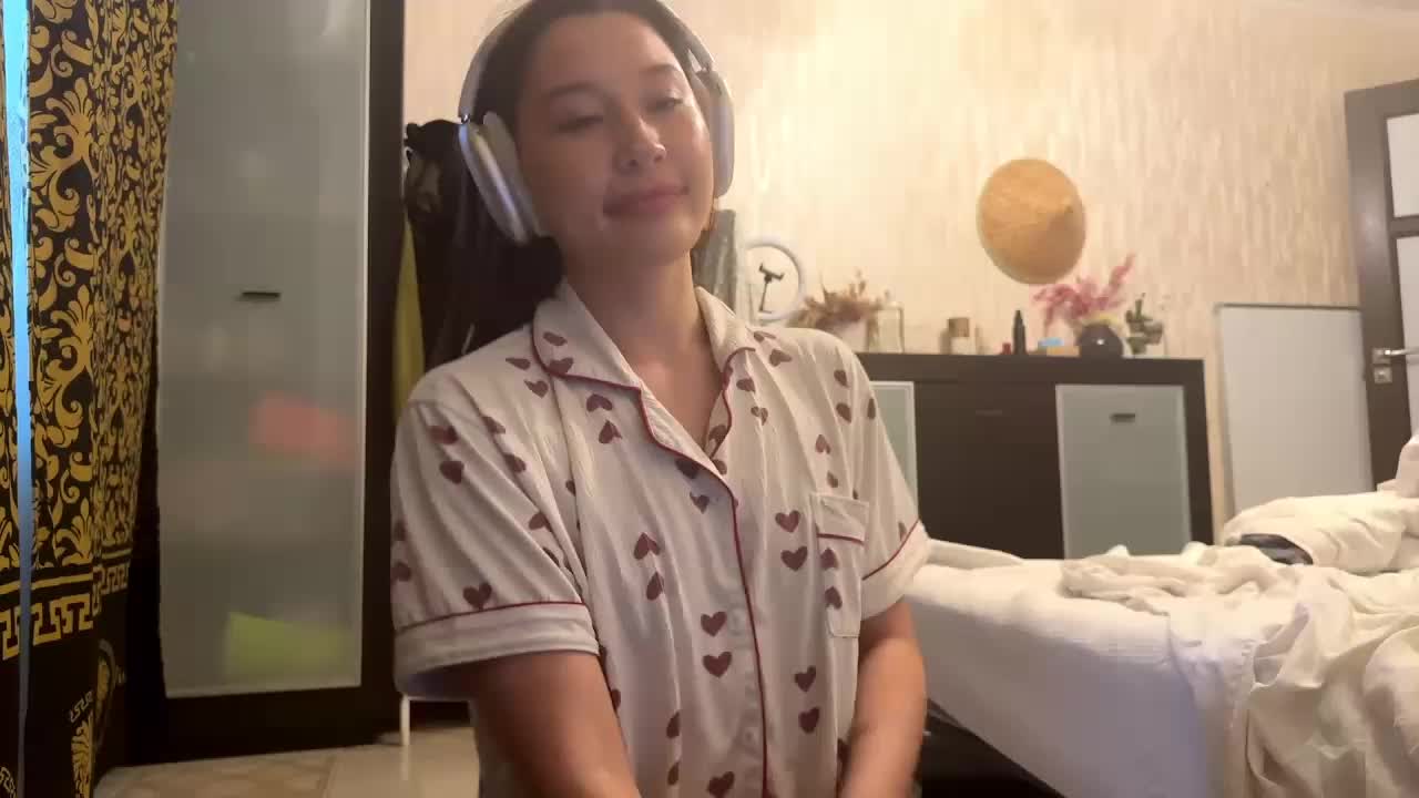 LakishaYanish Adult Chat November 13, 2025