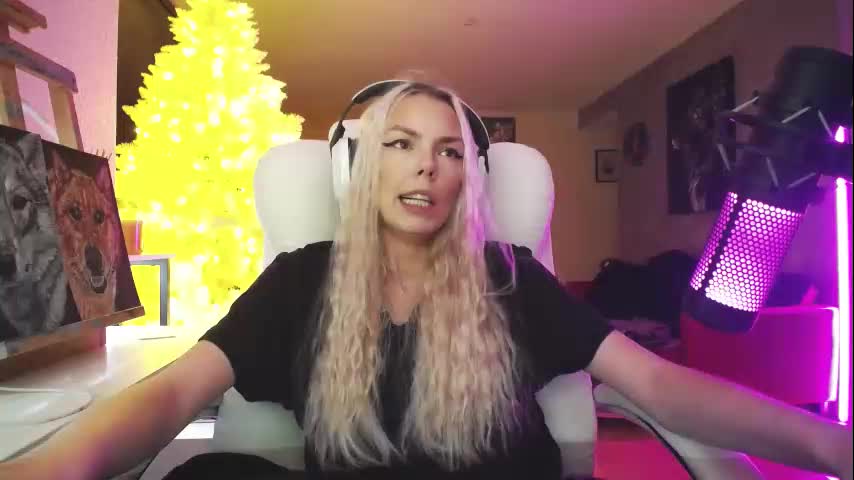 tinykylie Adult Chat November 13, 2025