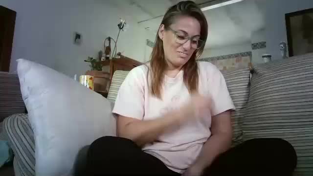 lolahueso Adult Chat November 13, 2025