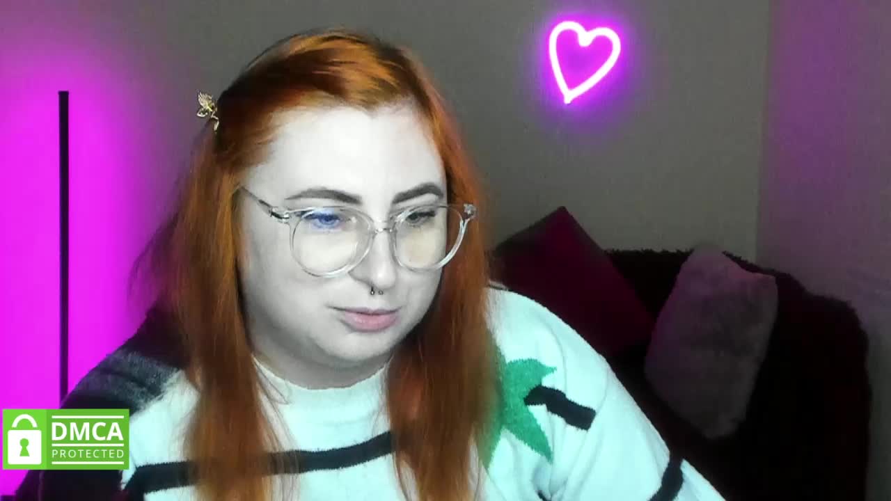 Aliciaredluv Adult Chat November 13, 2025