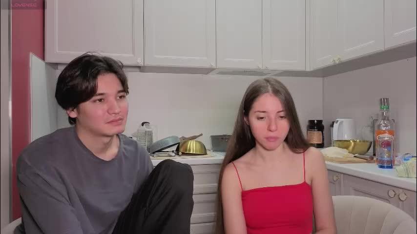 ihavepaws33 Adult Chat November 13, 2025