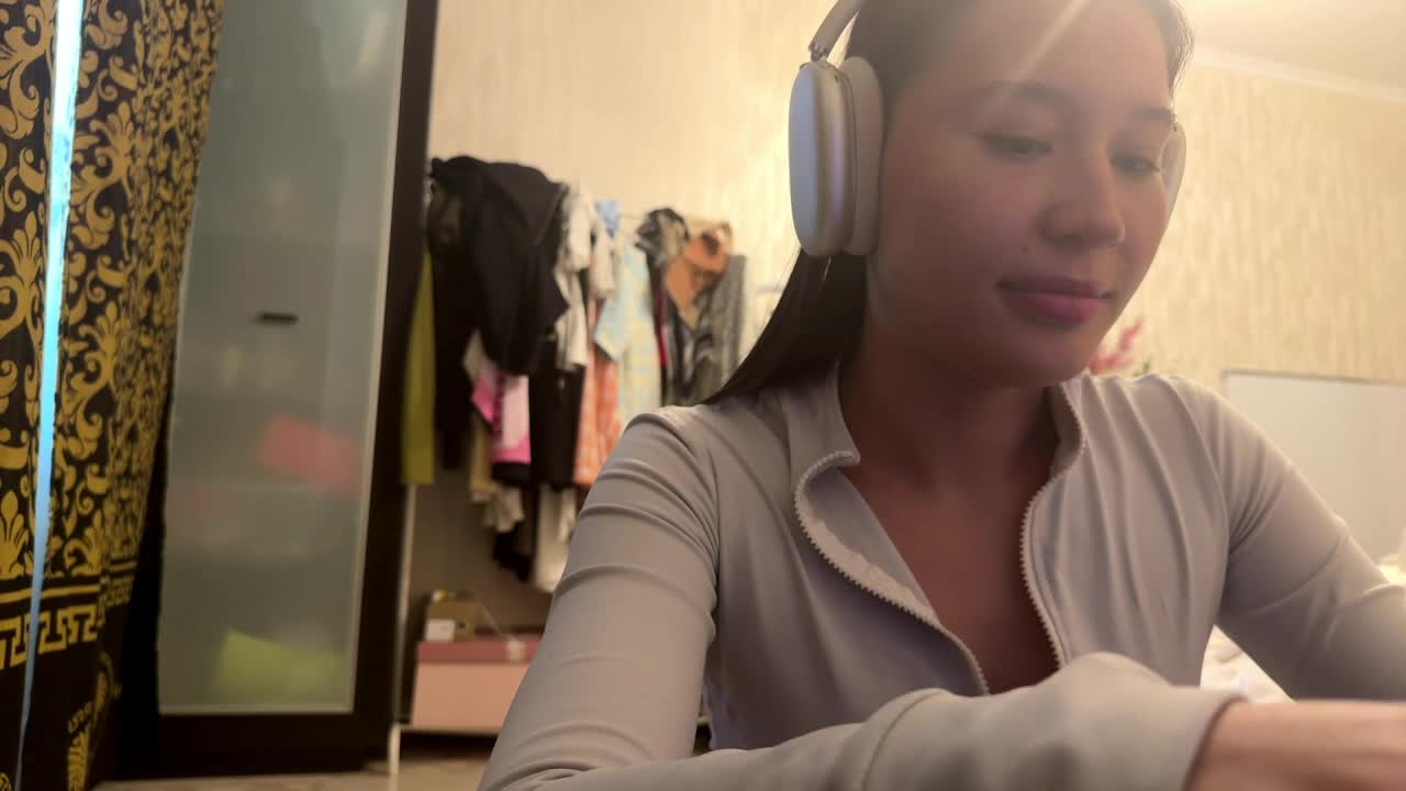 LakishaYanish Adult Chat November 13, 2025