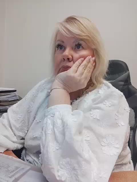 BESTija-1 Adult Chat November 13, 2025