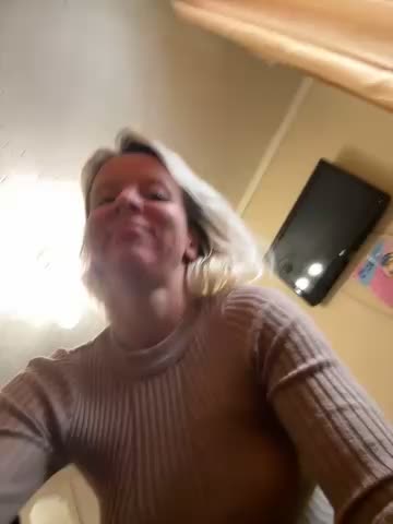 LikaCat Adult Chat November 13, 2025