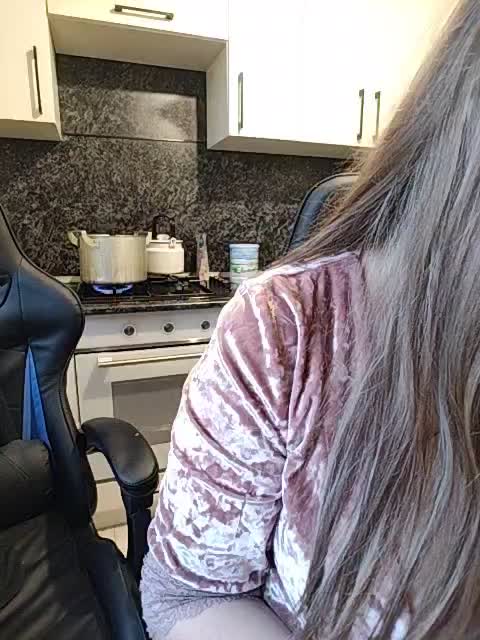 Innokentiy449 Adult Chat November 13, 2025