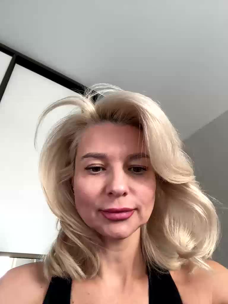 -Molly- Adult Chat November 13, 2025