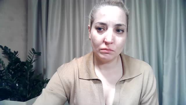 mariska-kiska Adult Chat November 13, 2025