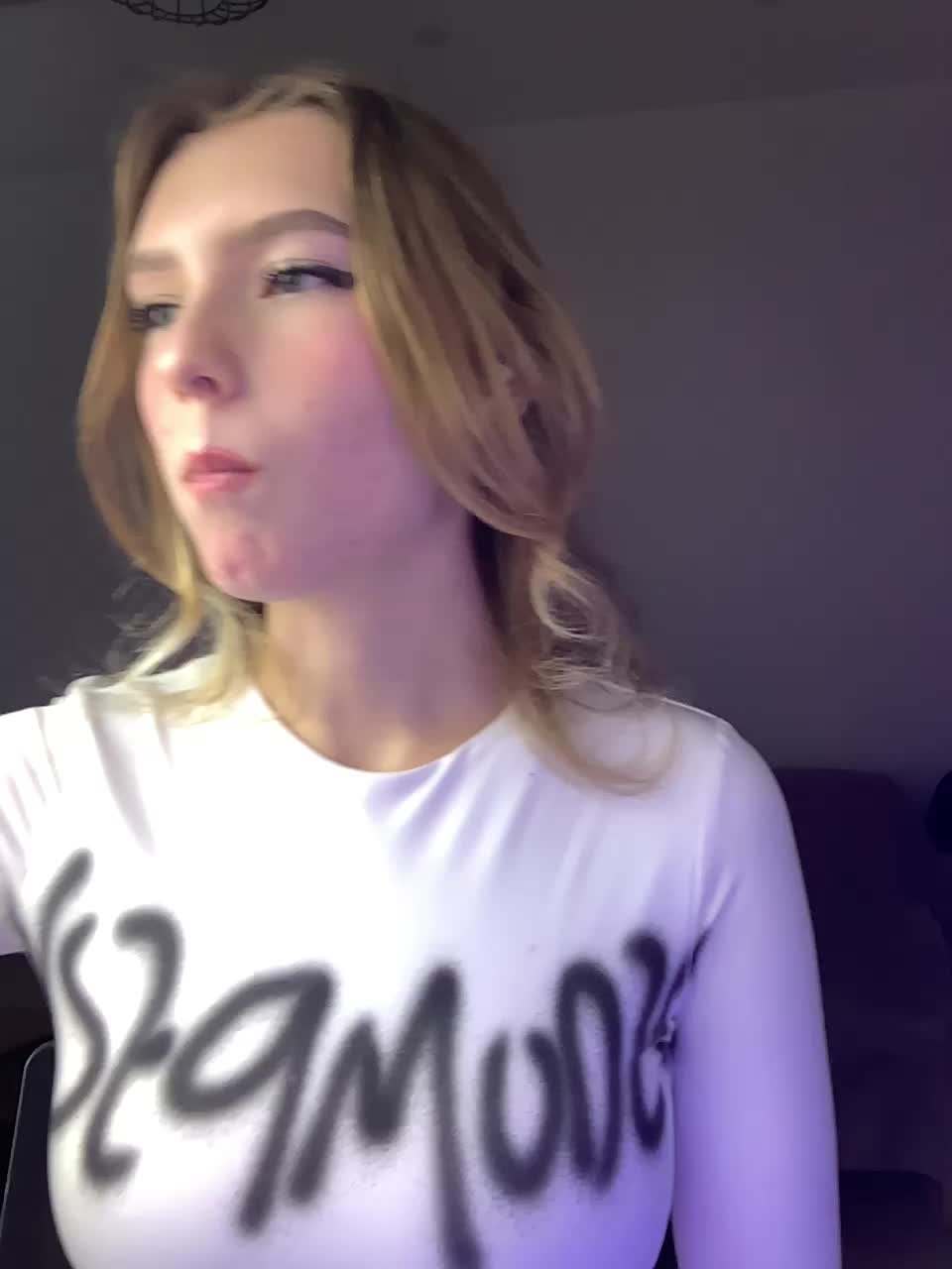 -Nezukoo- Adult Chat November 13, 2025