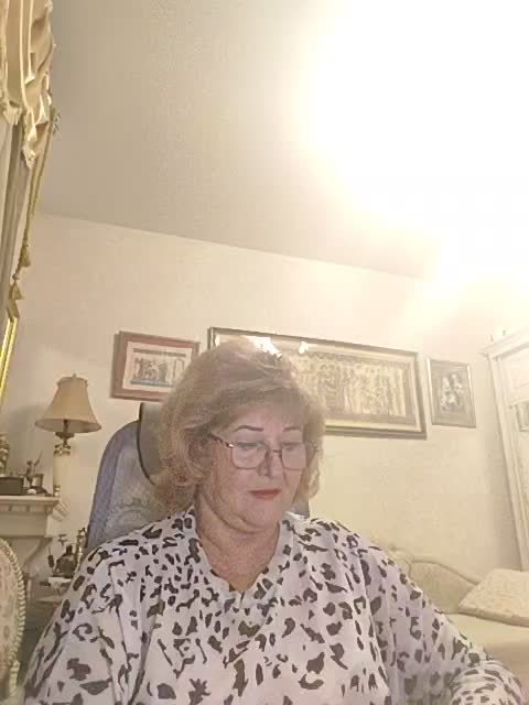 KarinkaSweet Adult Chat November 13, 2025