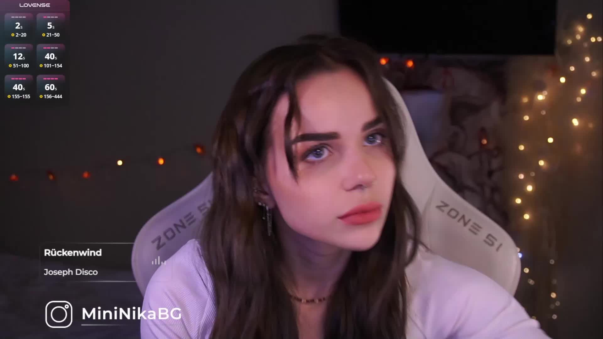 MiniNika Adult Chat November 13, 2025