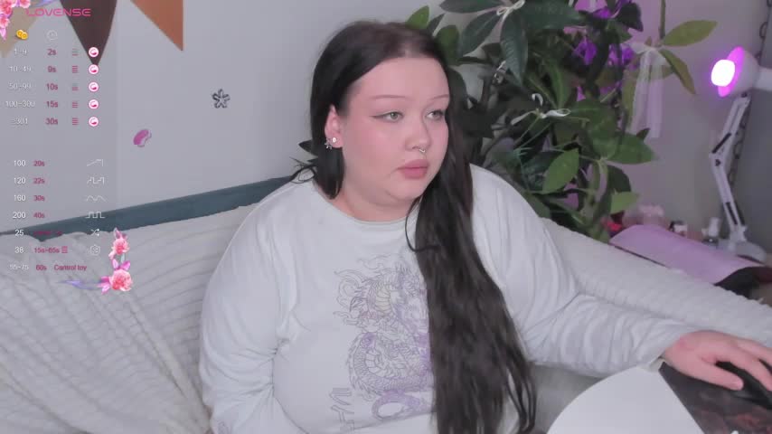 LilyBelll Adult Chat November 13, 2025