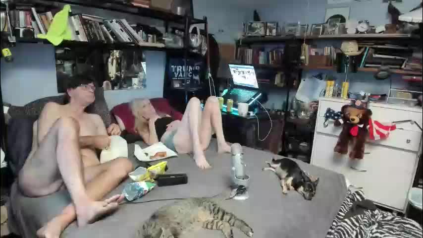 pink_black Adult Chat November 14, 2025