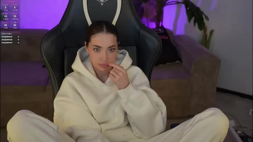 kira0541 Adult Chat November 14, 2025