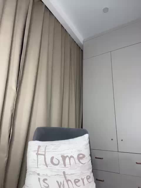 MelenaFox Adult Chat November 14, 2025