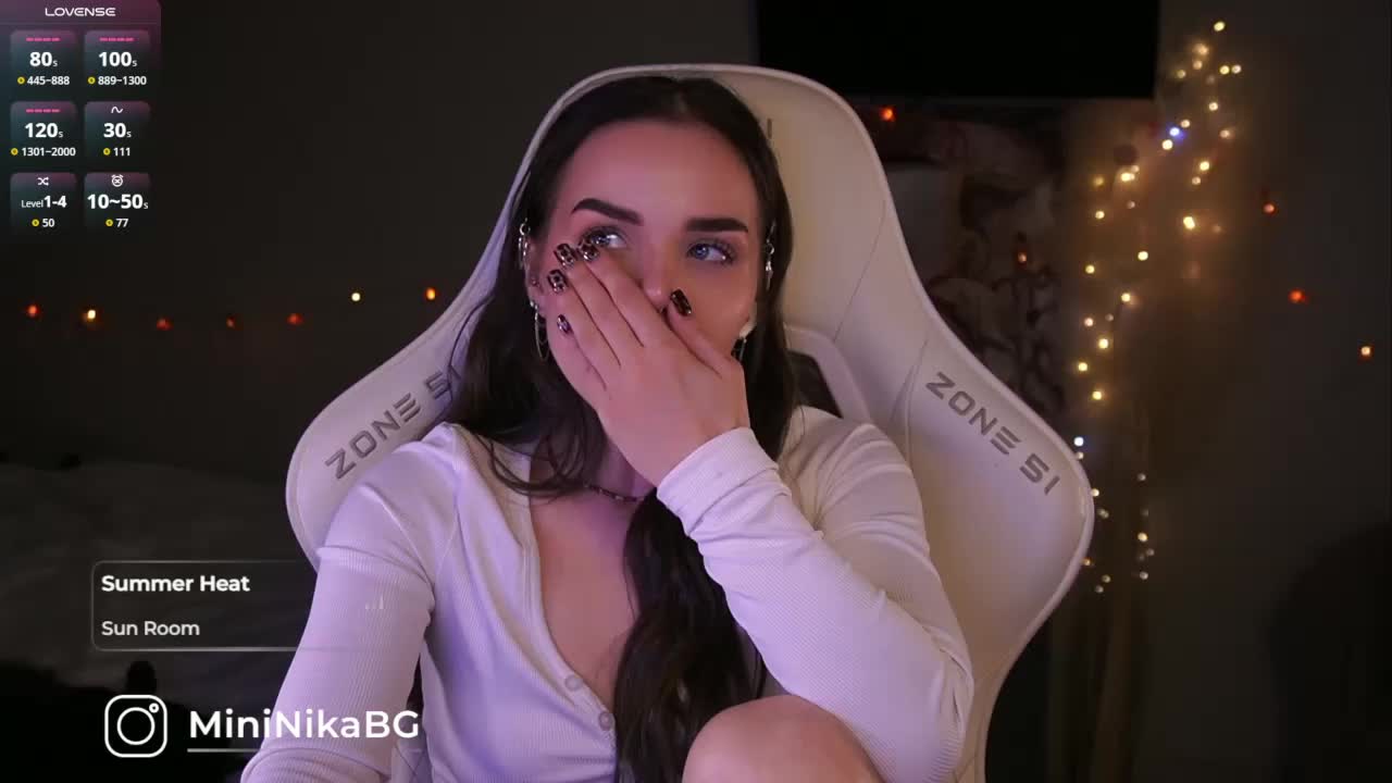 MiniNika Adult Chat November 14, 2025