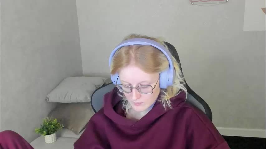 elizabeth_harpper Adult Chat November 14, 2025