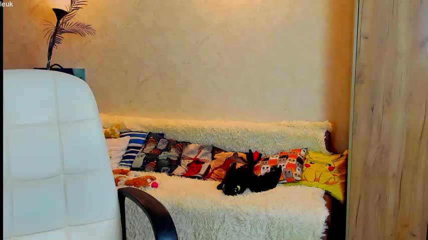 mia_grantes Adult Chat November 14, 2025