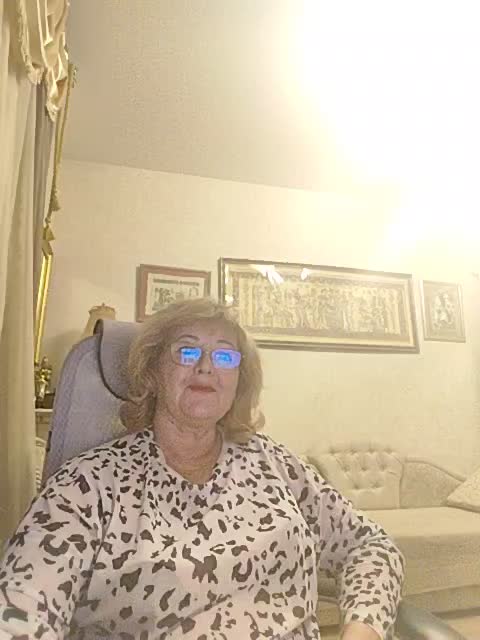 KarinkaSweet Adult Chat November 14, 2025