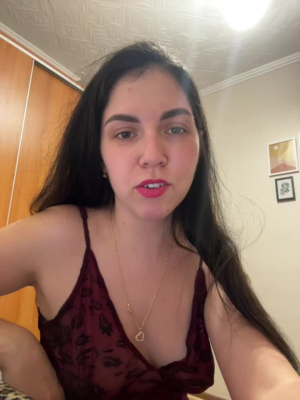 Vika19981 Adult Chat November 14, 2025