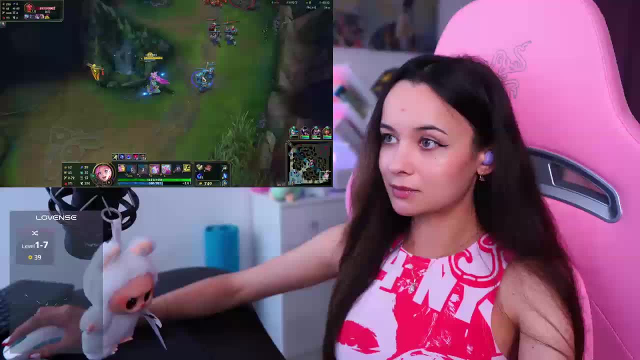 JuicyAngel Adult Chat November 14, 2025