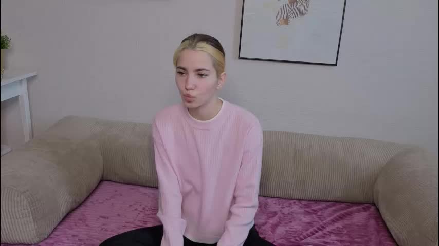 _little_butterfly_ Adult Chat November 14, 2025