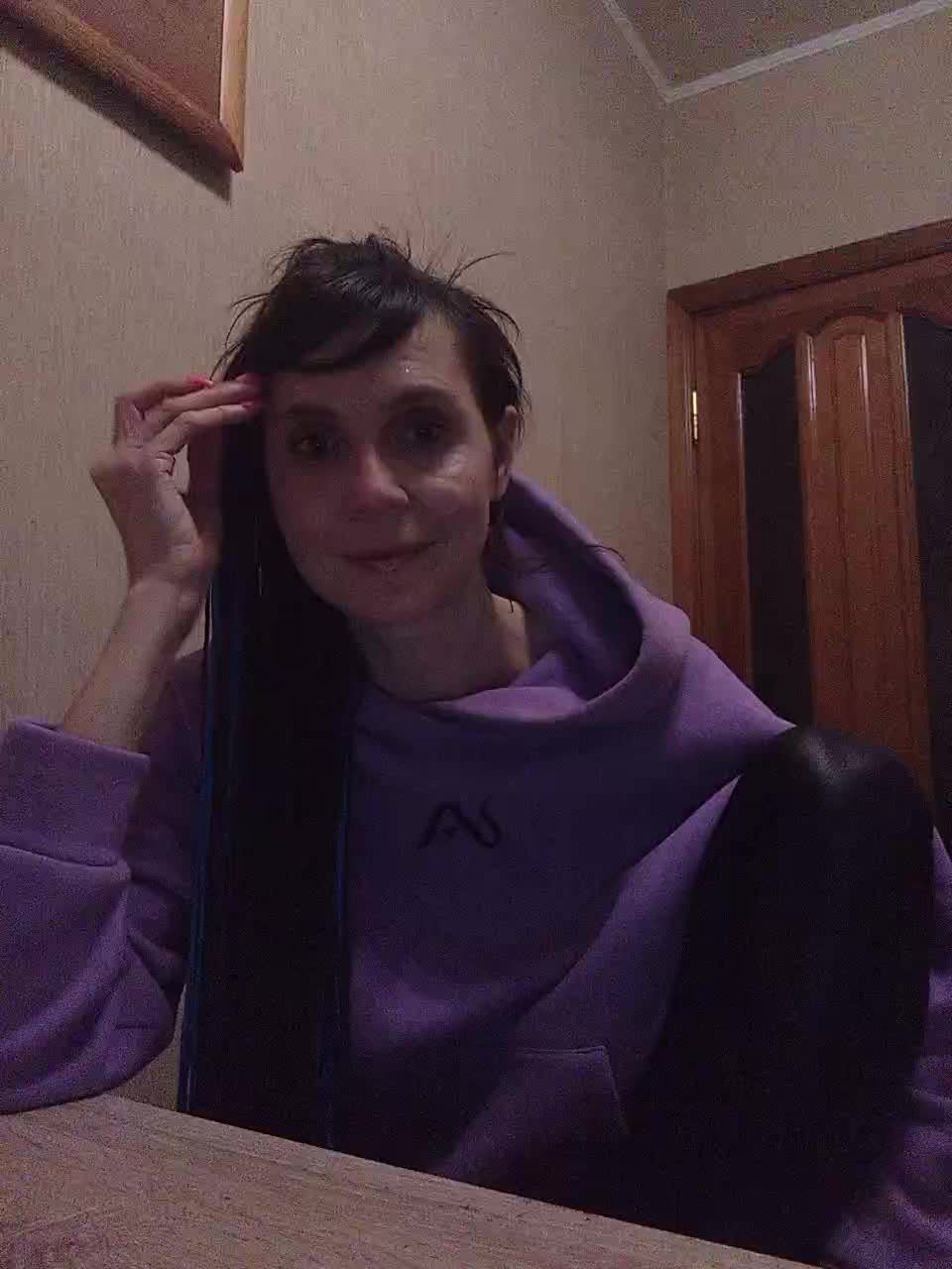 Hellenalonenochka Adult Chat November 14, 2025