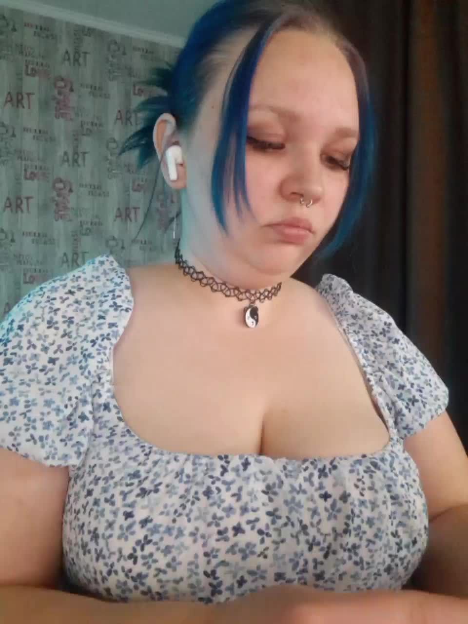 -MeooW- Adult Chat November 14, 2025