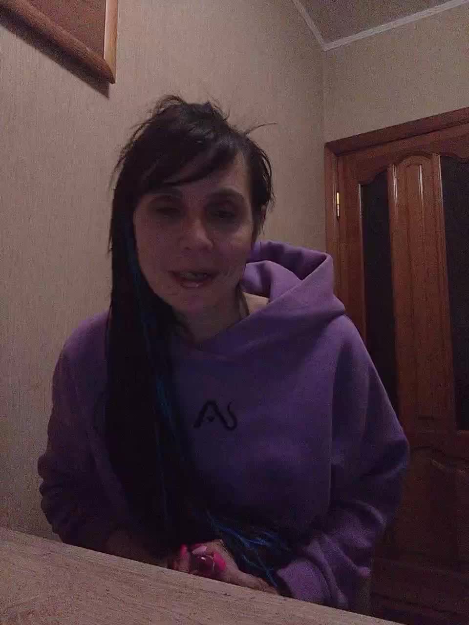 Hellenalonenochka Adult Chat November 14, 2025