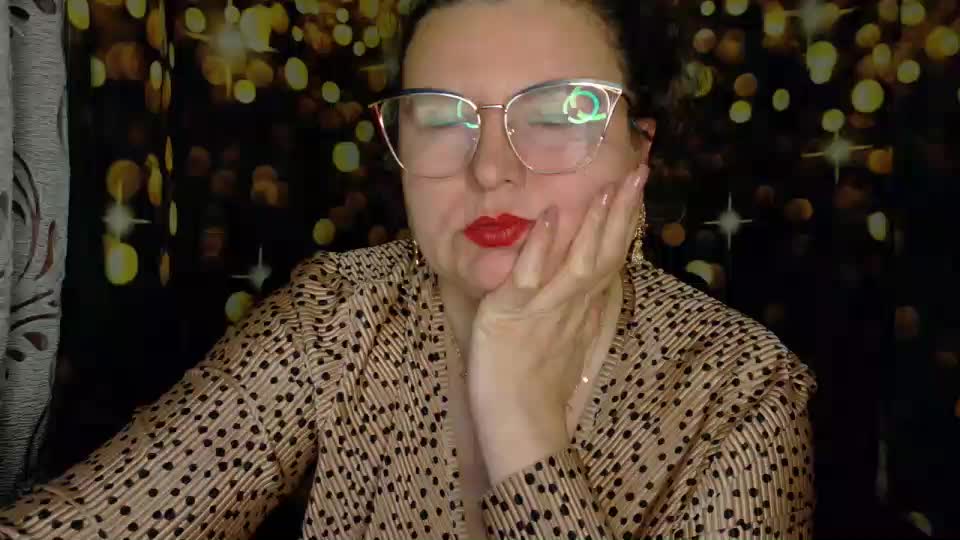 Golden_Lady Adult Chat November 14, 2025