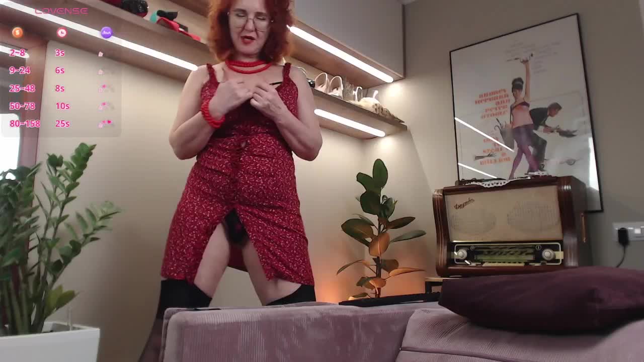 Karen_Roux Adult Chat November 14, 2025