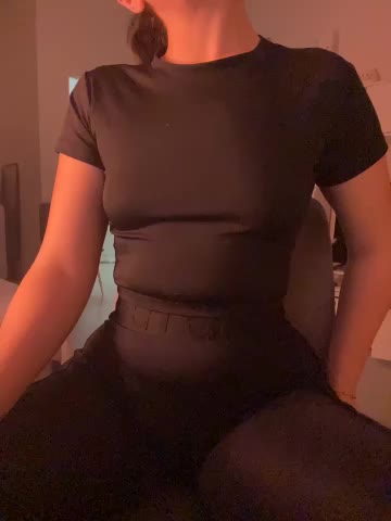 girlsz_ Adult Chat November 14, 2025