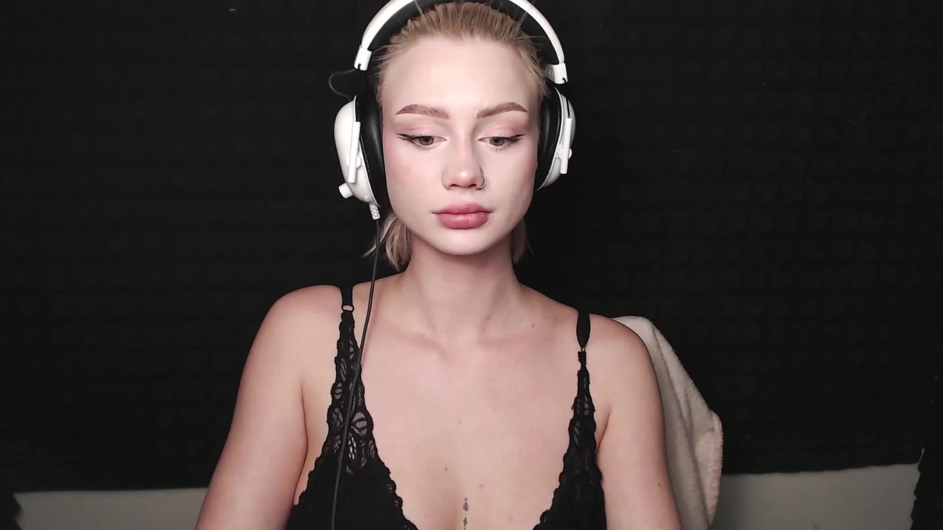 Ice-hot Adult Chat November 14, 2025