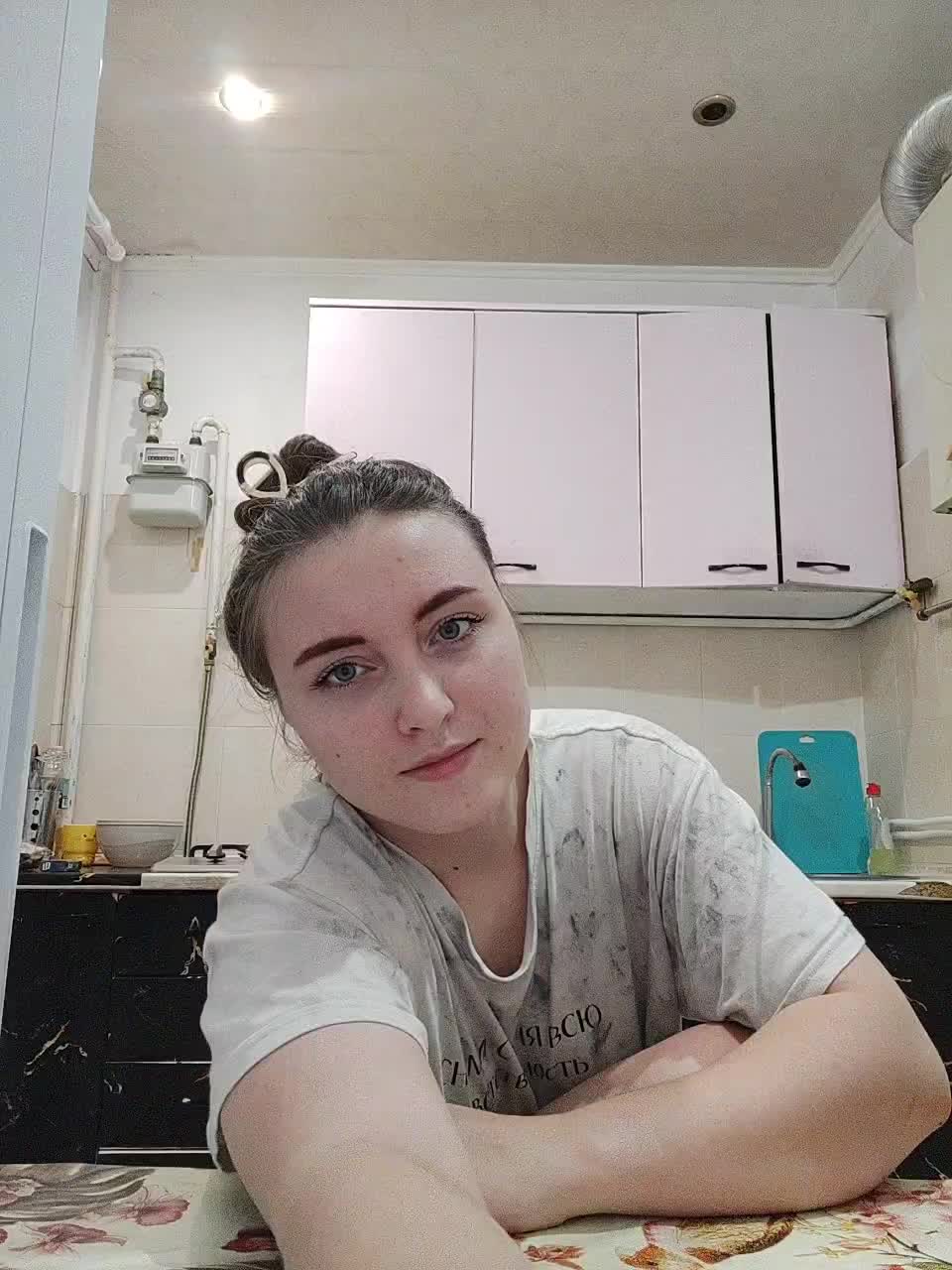 Monika_live Adult Chat November 14, 2025