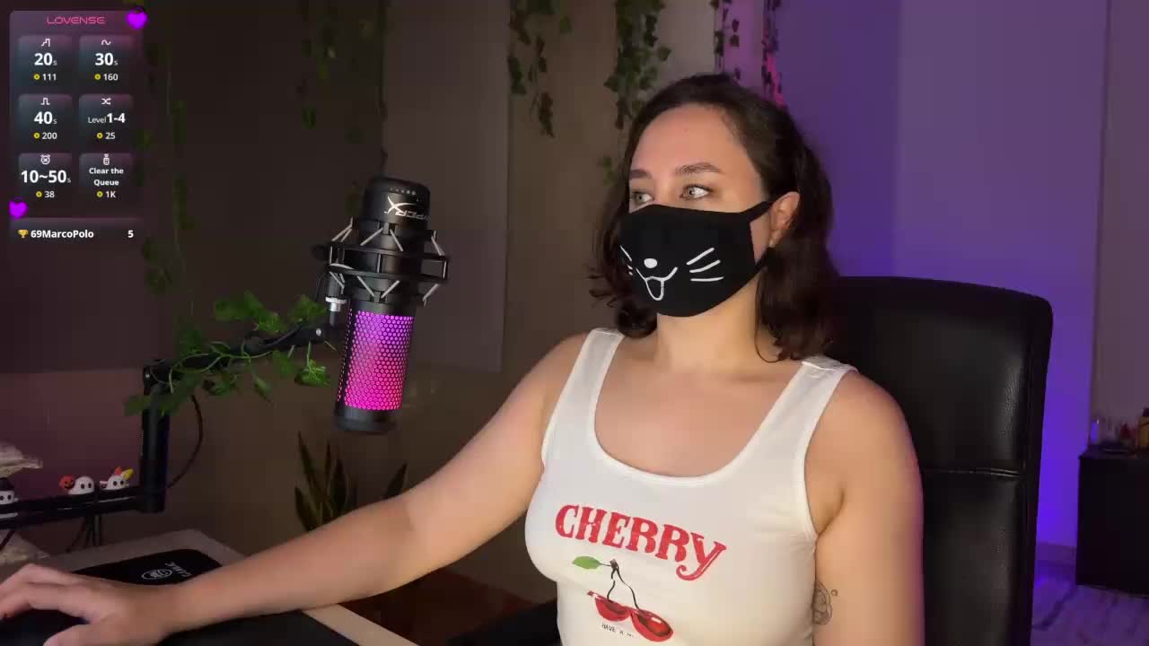 YourSweetPeach Adult Chat November 14, 2025