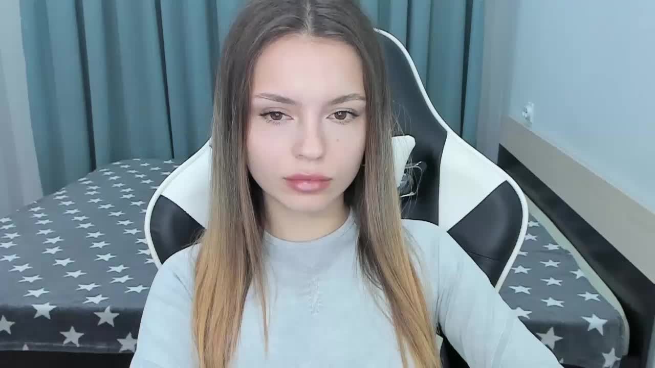 EmiMe Adult Chat November 14, 2025