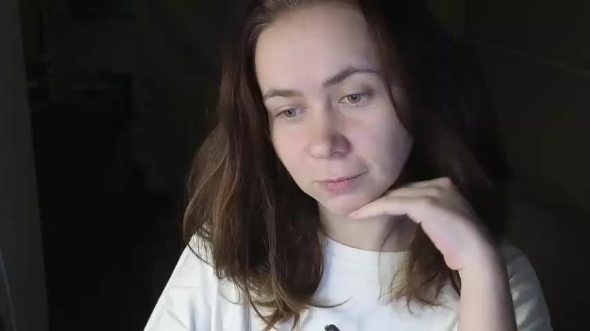 Riley_Roo Adult Chat November 14, 2025