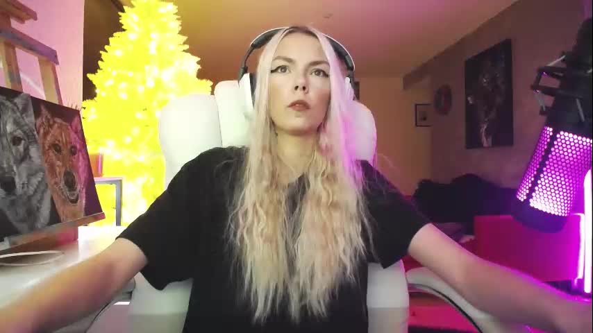 tinykylie Adult Chat November 14, 2025