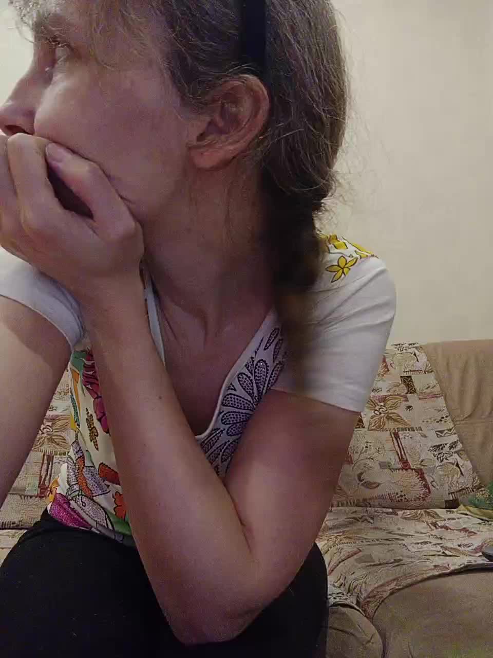 -Queen-Margo- Adult Chat November 14, 2025