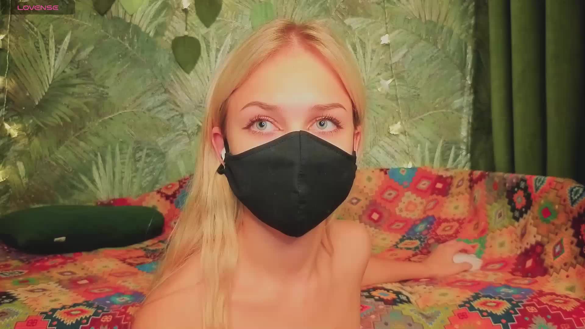 Meeeeow Adult Chat November 14, 2025