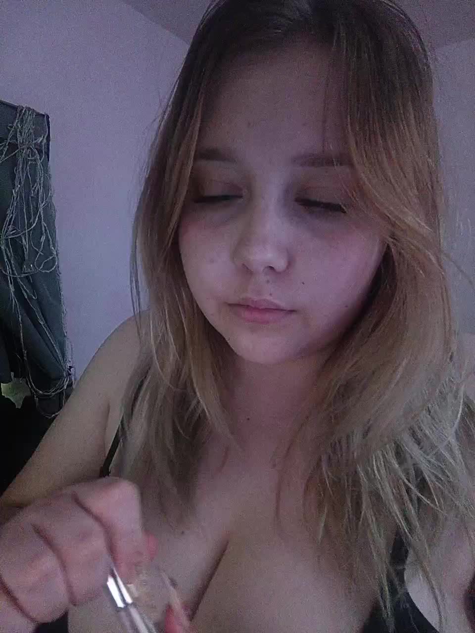 Skujnaya Adult Chat November 14, 2025