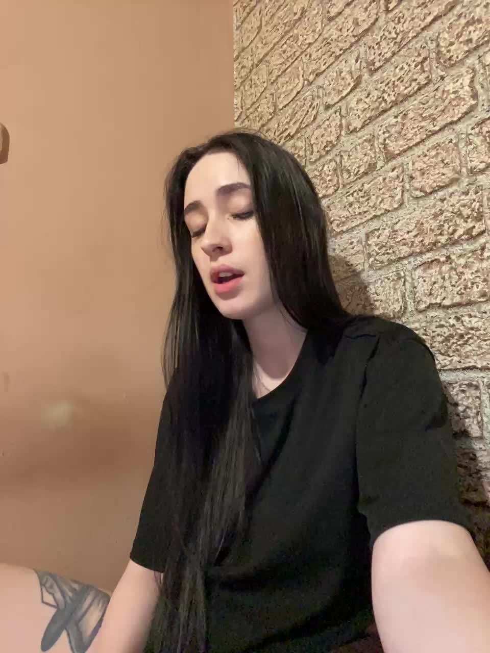 Hikikomori27 Adult Chat November 14, 2025