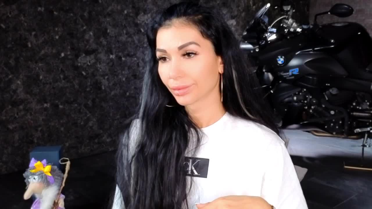 -BABAYAGA- Adult Chat November 14, 2025